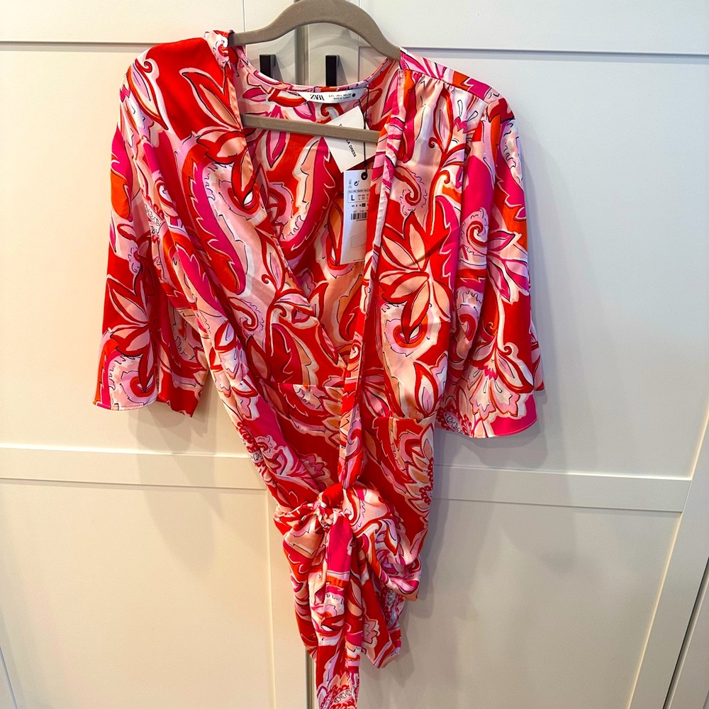 Zara silk wrap dress! Brand new with tags. Sz L red/pinks paisley